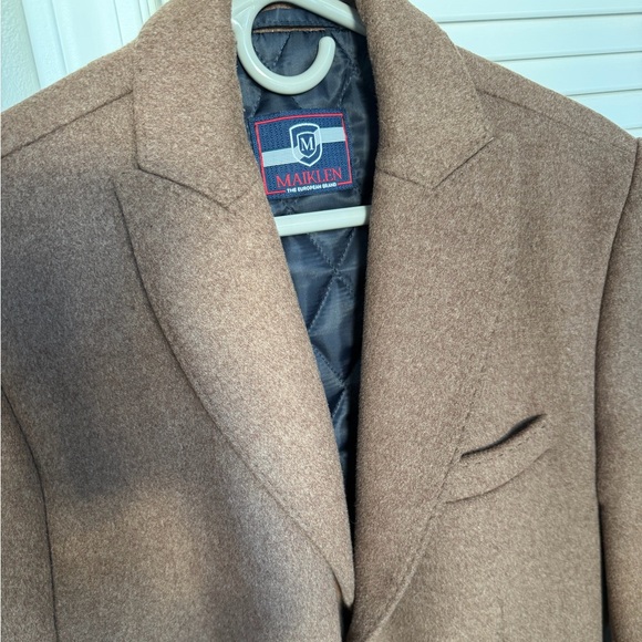 Classic Brown Wool Men's Coat - Picture 3 of 10